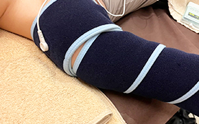 ラクシュミー痩身マシン施術の様子