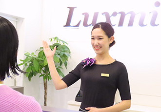 スタッフ画像02